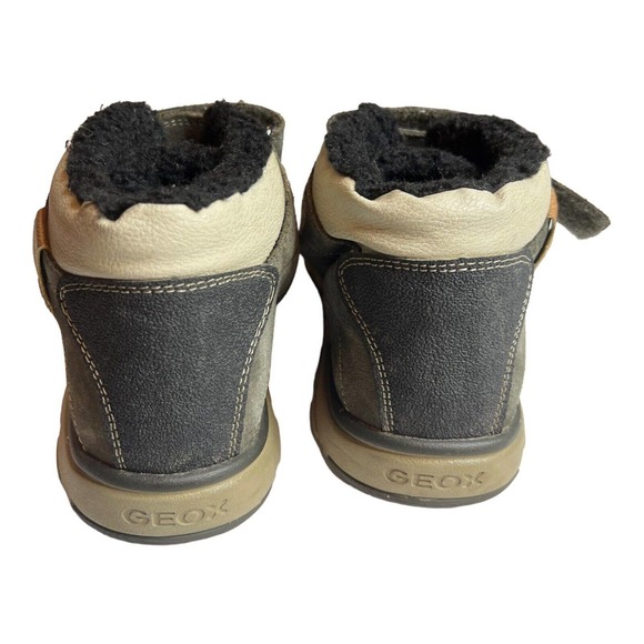 Geox Kids Boot Size‎ 5.5 Youth - Picture 5 of 7
